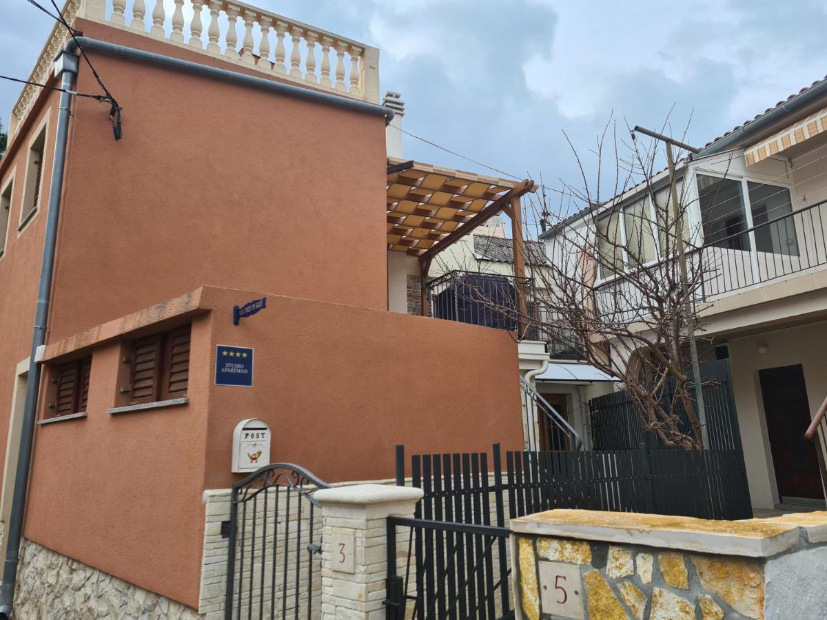La Corte Di Kate Biograd Na Moru Exterior foto